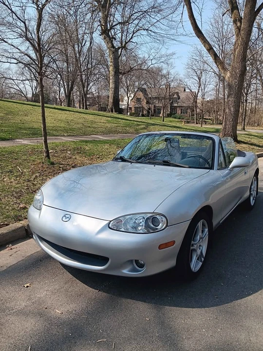 2004 Mazda NB MX-5 Miata - Image 2 of 6