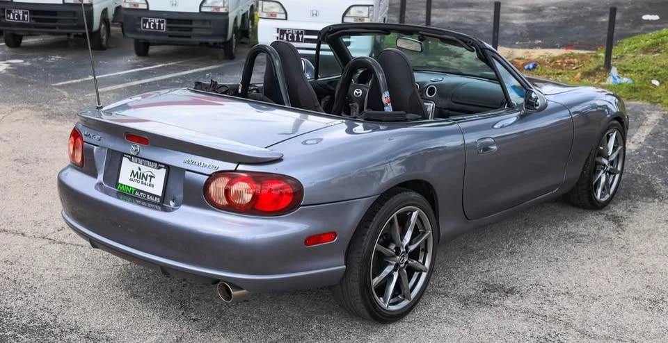 2004 Mazda NB MX-5 Miata - Image 5 of 6