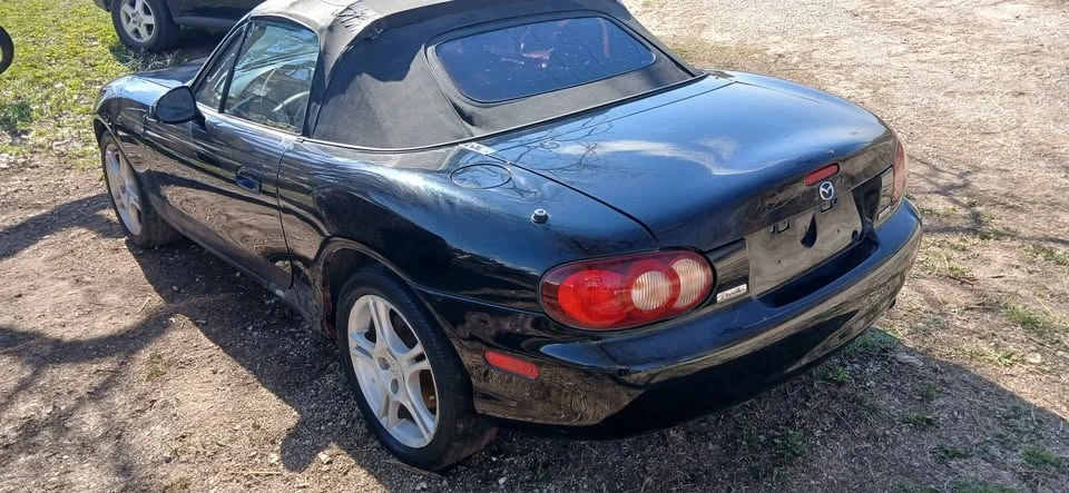 2004 Mazda NB MX-5 Miata - Image 2 of 10