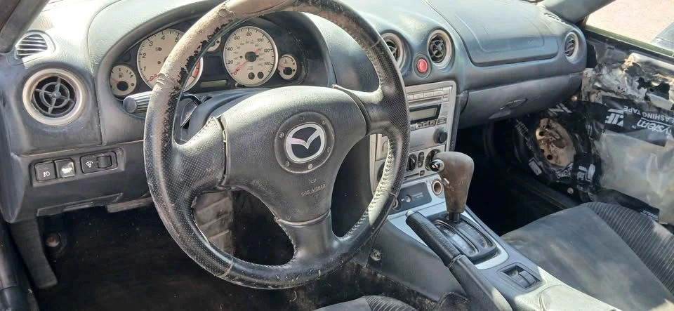 2004 Mazda NB MX-5 Miata - Image 7 of 10