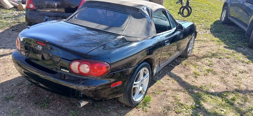 2004 Mazda NB MX-5 Miata - Image 6 of 10