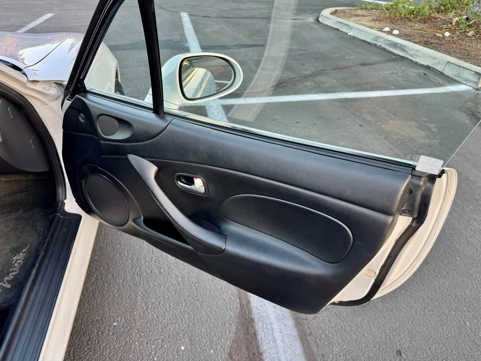 2004 Mazda NB MX-5 Miata - Image 15 of 18