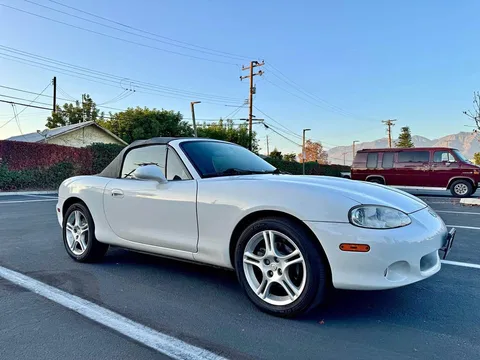 2004 Mazda MX-5 Miata RF LS Convertible