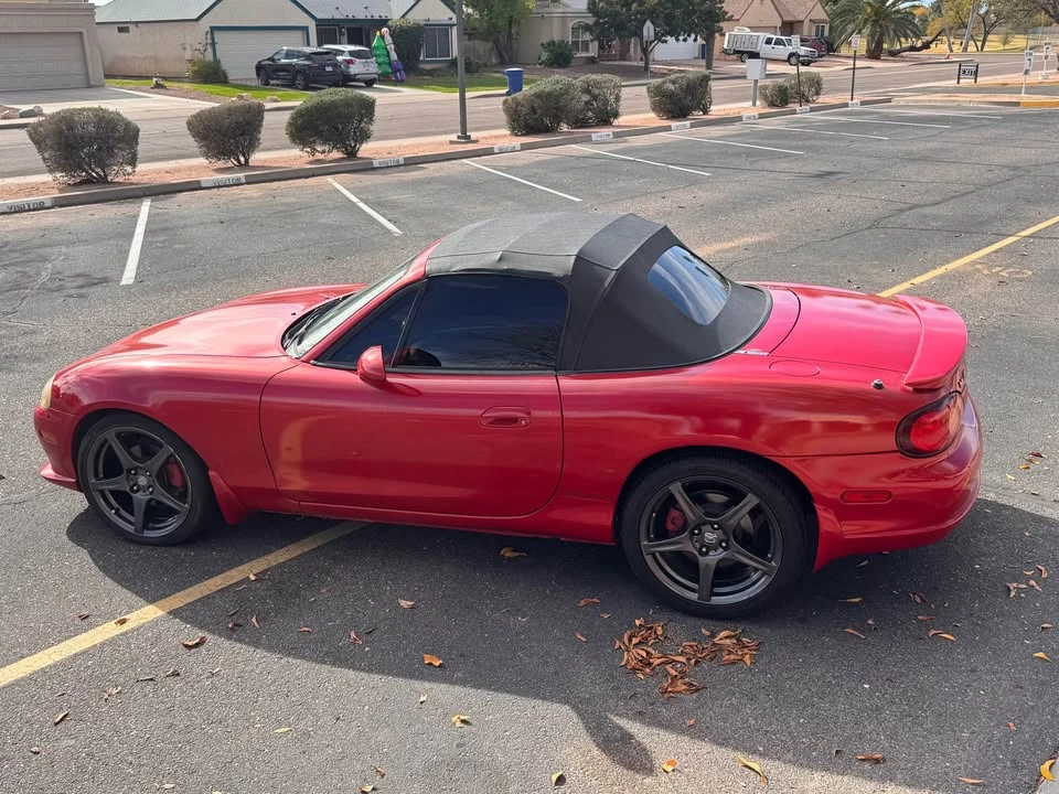 2004 Mazda NB Mazdaspeed MX-5 Miata - Image 5 of 10