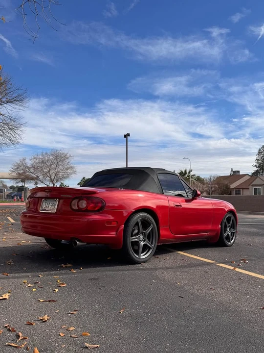 2004 Mazda NB Mazdaspeed MX-5 Miata - Image 4 of 10
