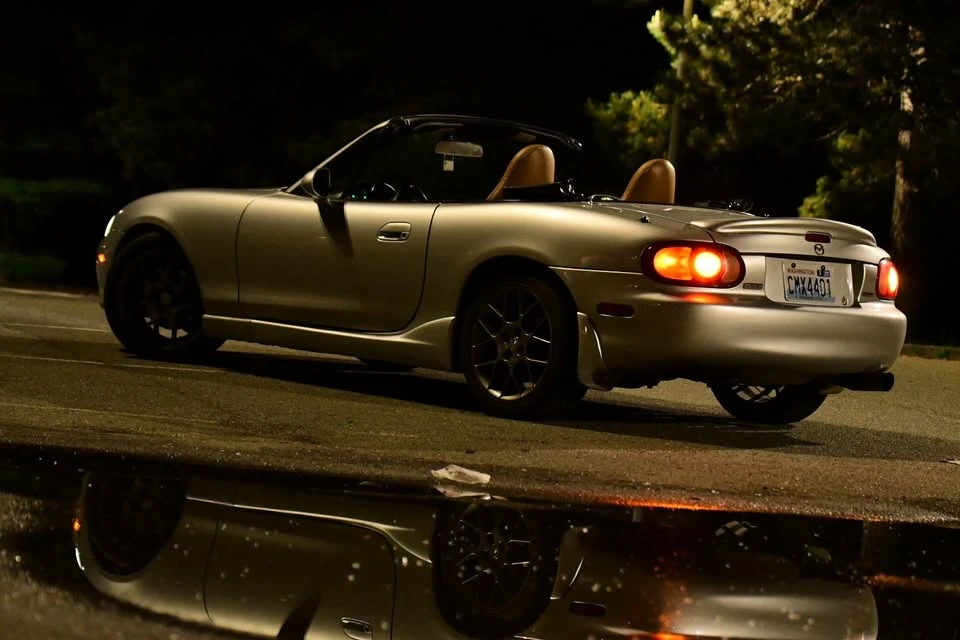 2004 Mazda NB MX-5 Miata - Image 2 of 20