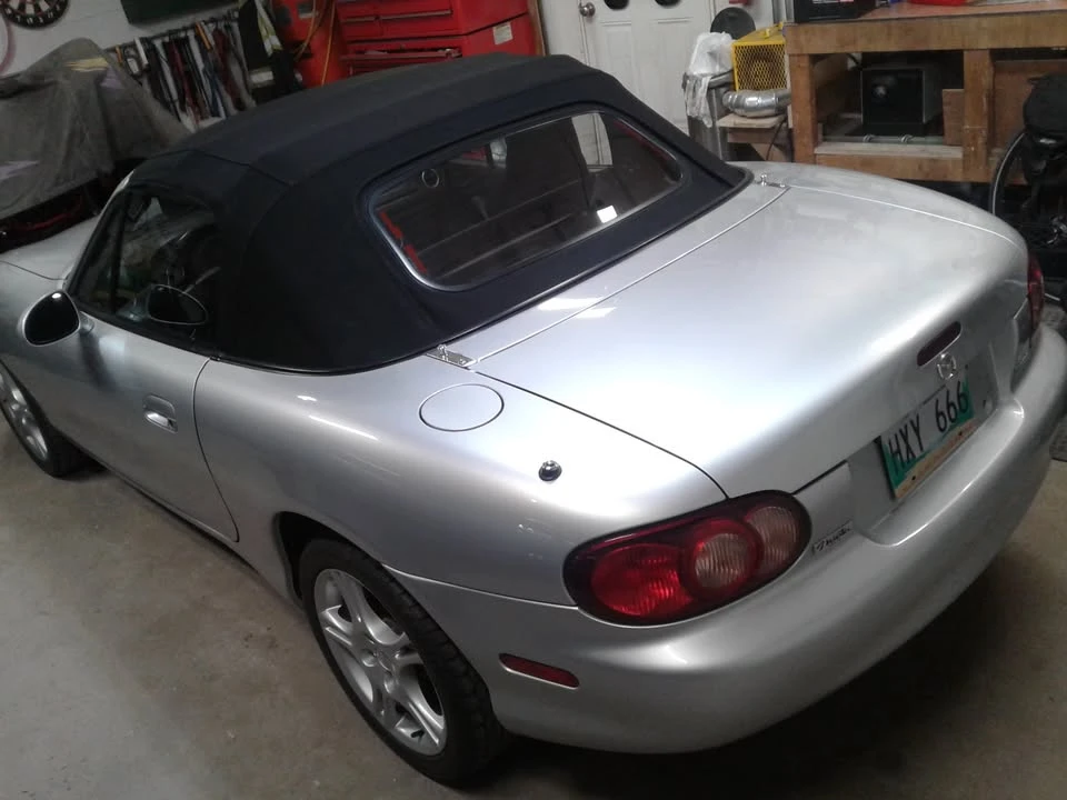 2004 Mazda NB MX-5 Miata - Image 4 of 11