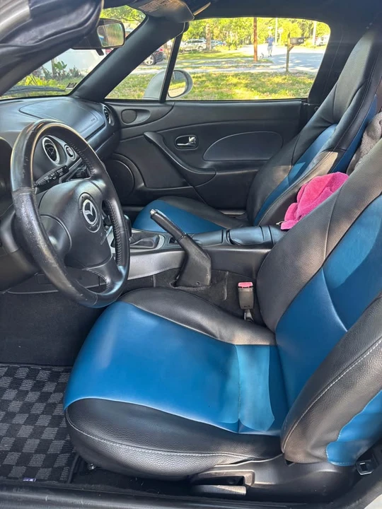 2004 Mazda NB MX-5 Miata - Image 3 of 12