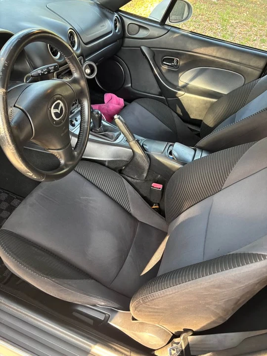 2004 Mazda NB MX-5 Miata - Image 9 of 10