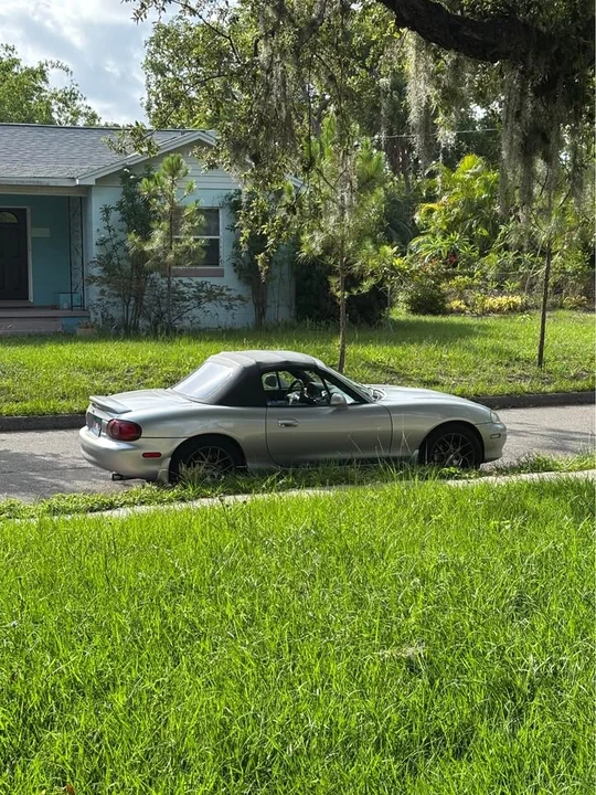 2004 Mazda NB MX-5 Miata - Image 3 of 10