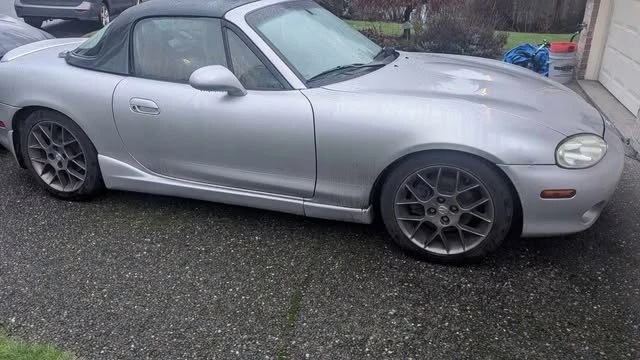 2004 Mazda NB MX-5 Miata - Image 9 of 10