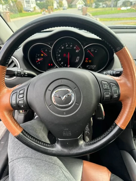 2004 Mazda RX-8 1st Gen - Image 8 of 8