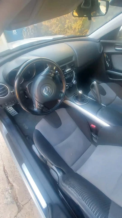 2004 Mazda RX-8 1st Gen - Image 9 of 10