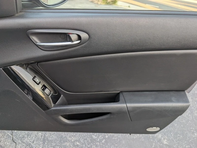 2004 Mazda RX-8 1st Gen - Image 11 of 15