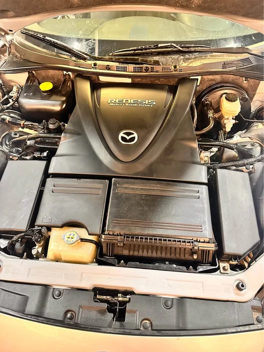 2004 Mazda RX-8 1st Gen - Image 8 of 11