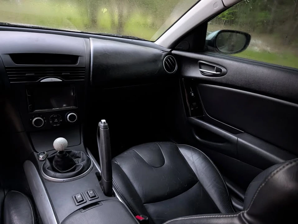2004 Mazda RX-8 1st Gen - Image 9 of 10