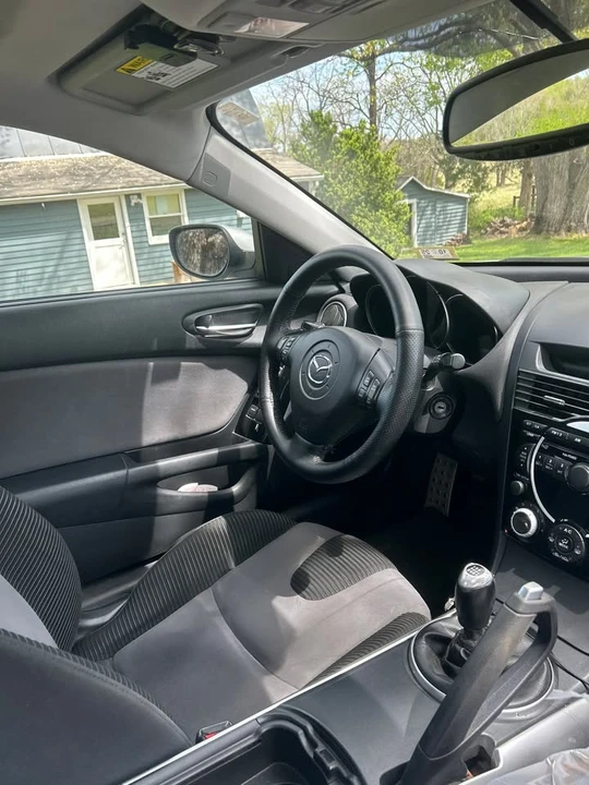 2004 Mazda RX-8 1st Gen - Image 9 of 9