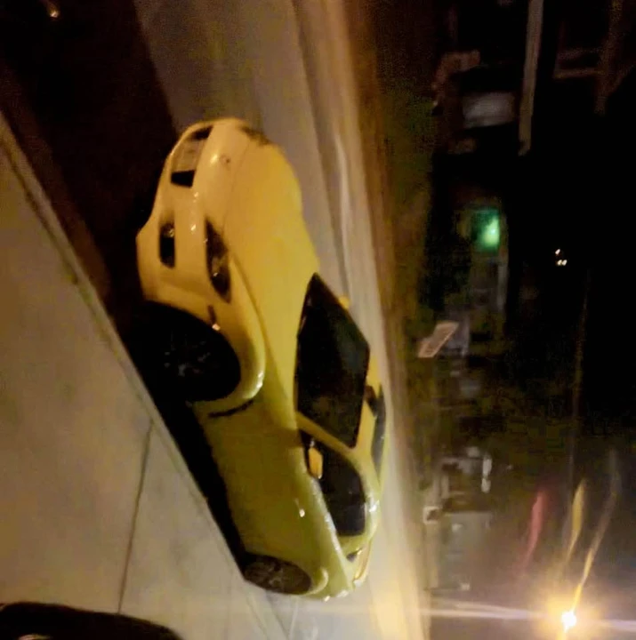 2004 Mazda RX-8 1st Gen - Image 4 of 4