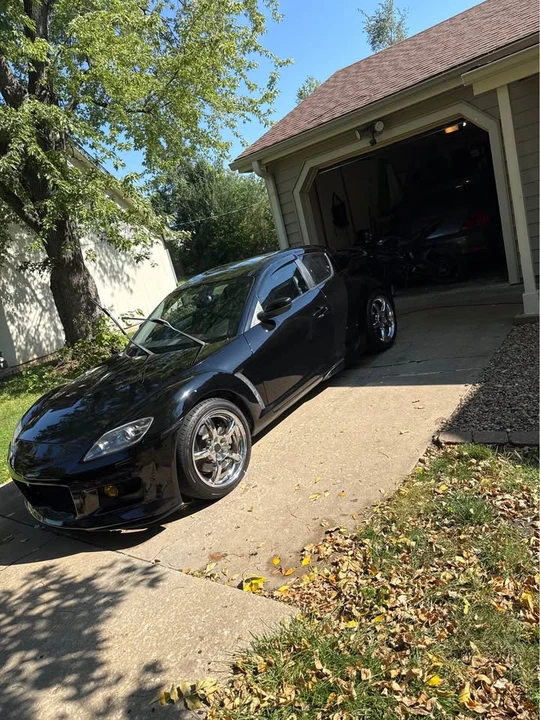 2004 Mazda RX-8 1st Gen - Image 2 of 5