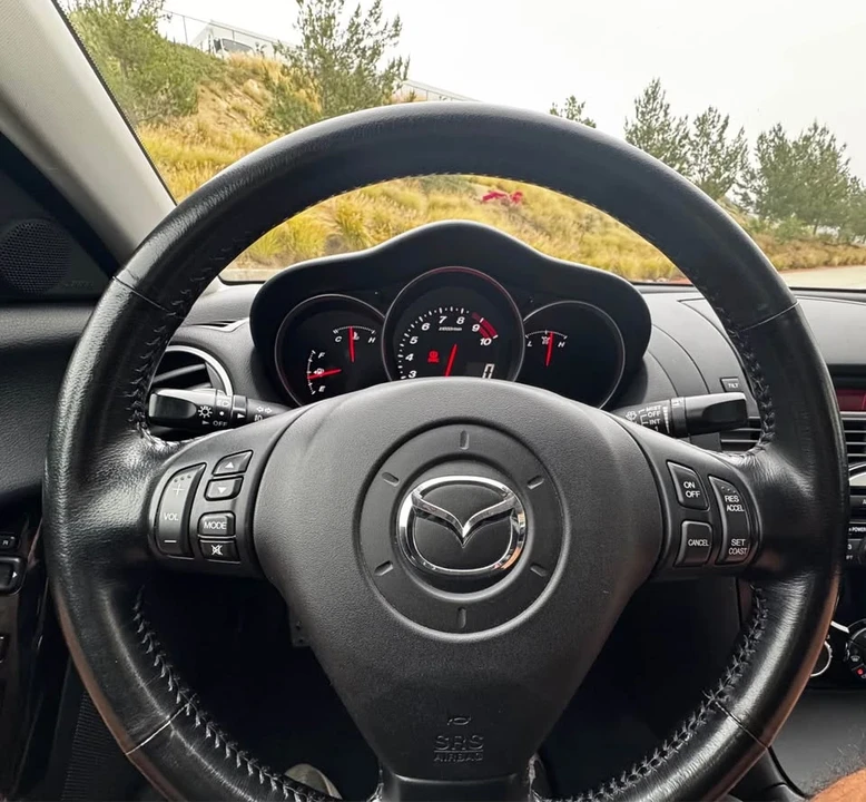 2004 Mazda RX-8 1st Gen - Image 14 of 20
