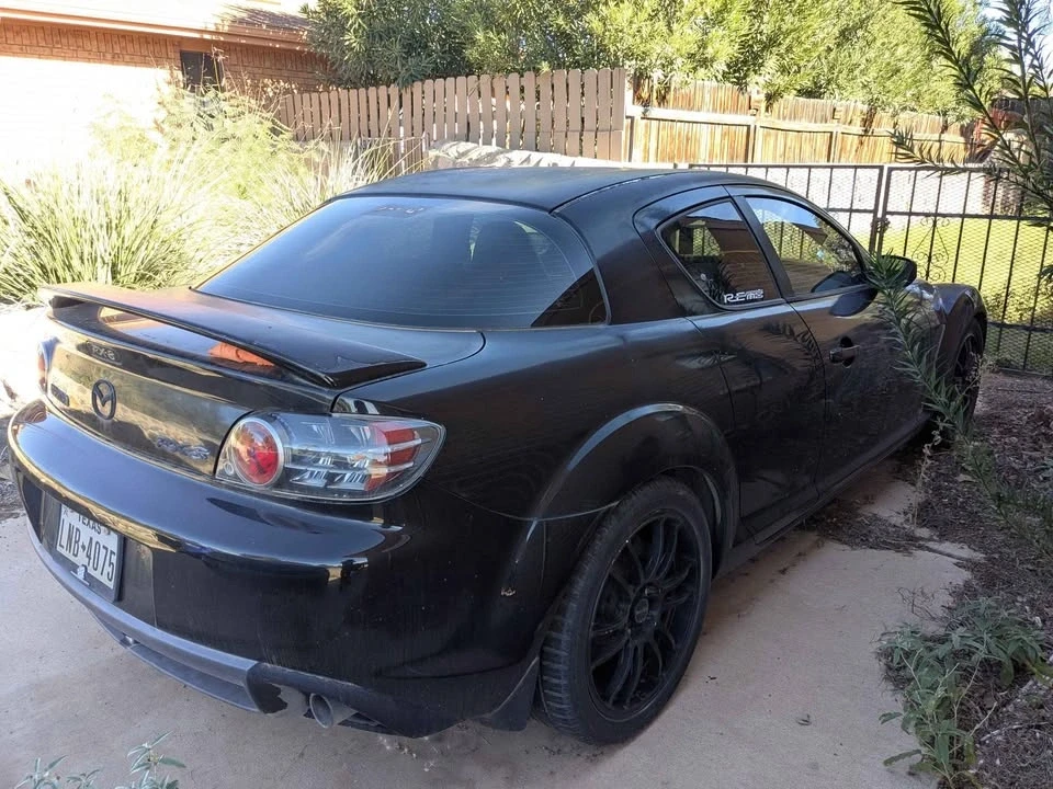 2004 Mazda RX-8 1st Gen - Image 2 of 3