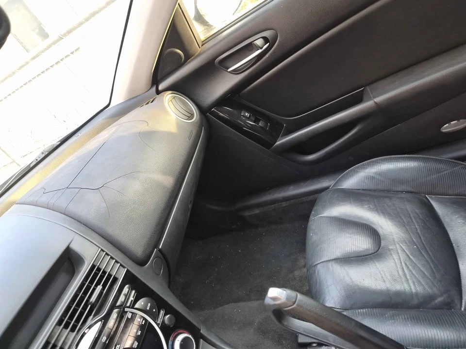 2004 Mazda RX-8 1st Gen - Image 2 of 5