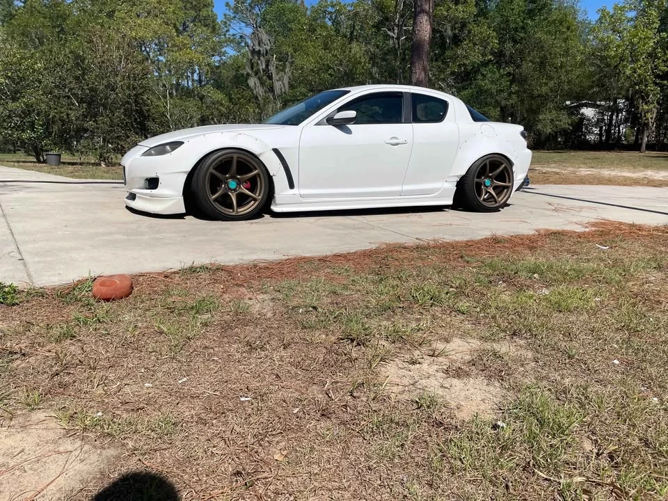 2004 Mazda RX-8 1st Gen - Image 2 of 4