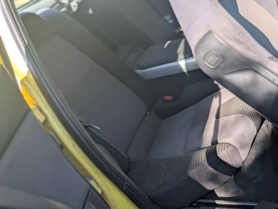 2004 Mazda RX-8 1st Gen - Image 12 of 14
