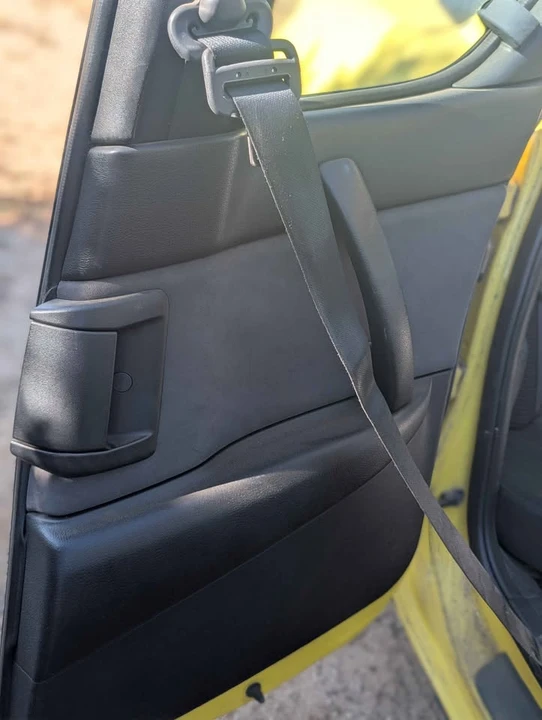 2004 Mazda RX-8 1st Gen - Image 13 of 14