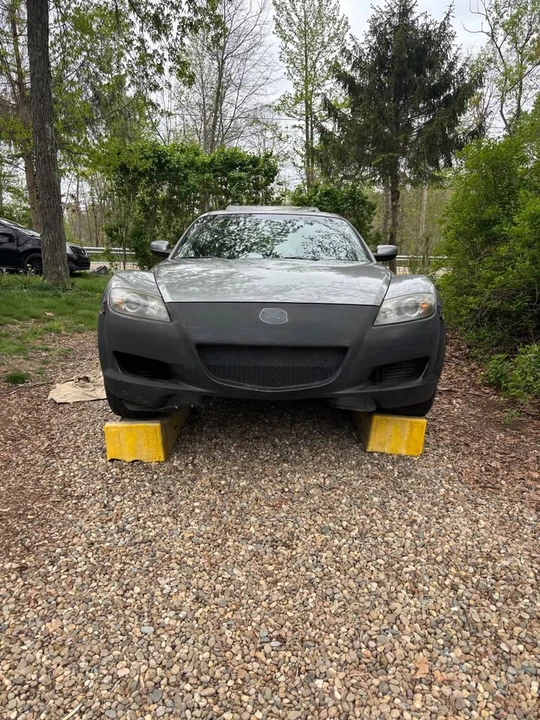 2004 Mazda RX-8 1st Gen - Image 2 of 3