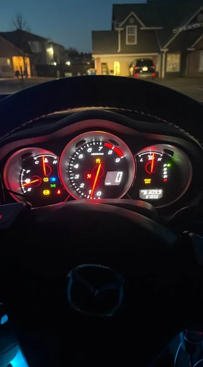 2004 Mazda RX-8 1st Gen - Image 4 of 10