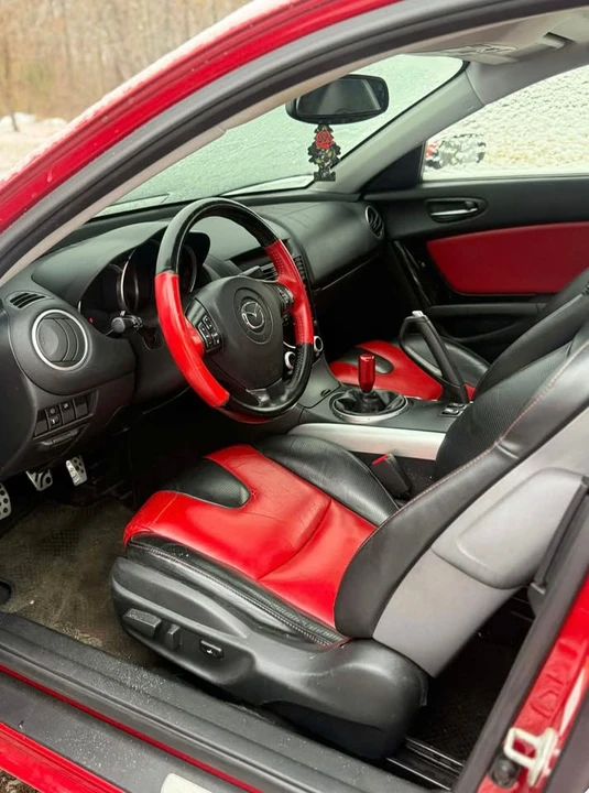 2004 Mazda RX-8 1st Gen - Image 2 of 4