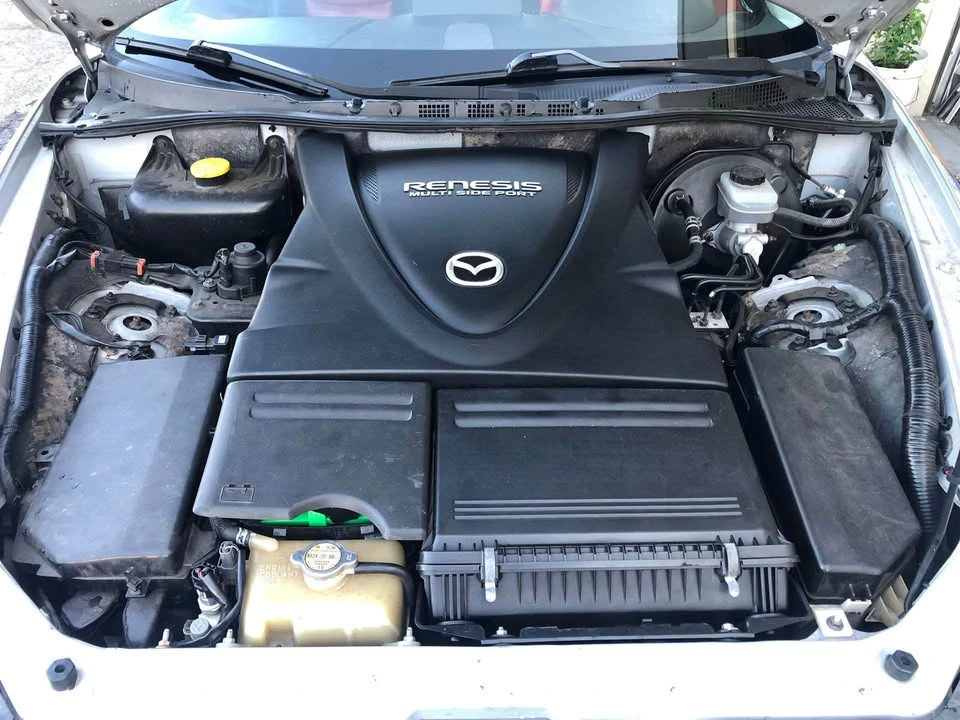 2004 Mazda RX-8 1st Gen - Image 8 of 10