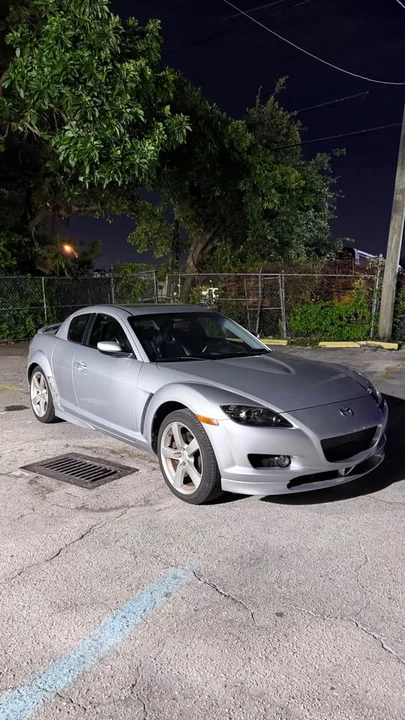 2004 Mazda RX-8 1st Gen - Image 2 of 8