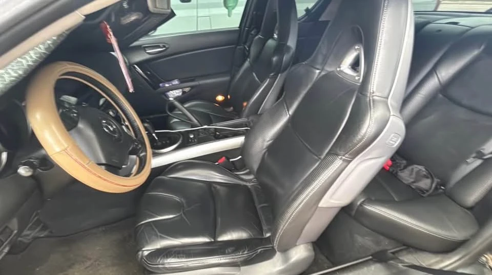 2004 Mazda RX-8 1st Gen - Image 4 of 8