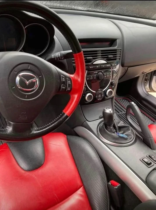 2004 Mazda RX-8 1st Gen - Image 5 of 7