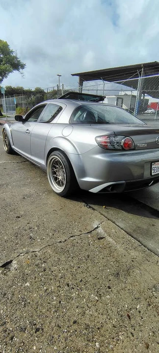 2004 Mazda RX-8 1st Gen - Image 9 of 11