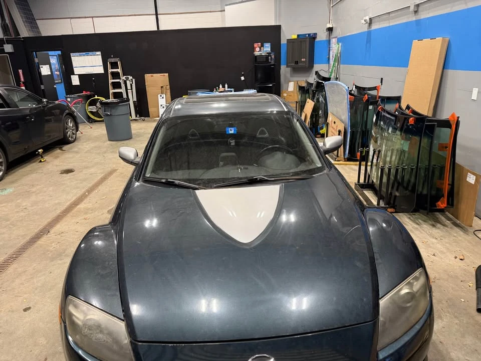 2004 Mazda RX-8 1st Gen - Image 4 of 11