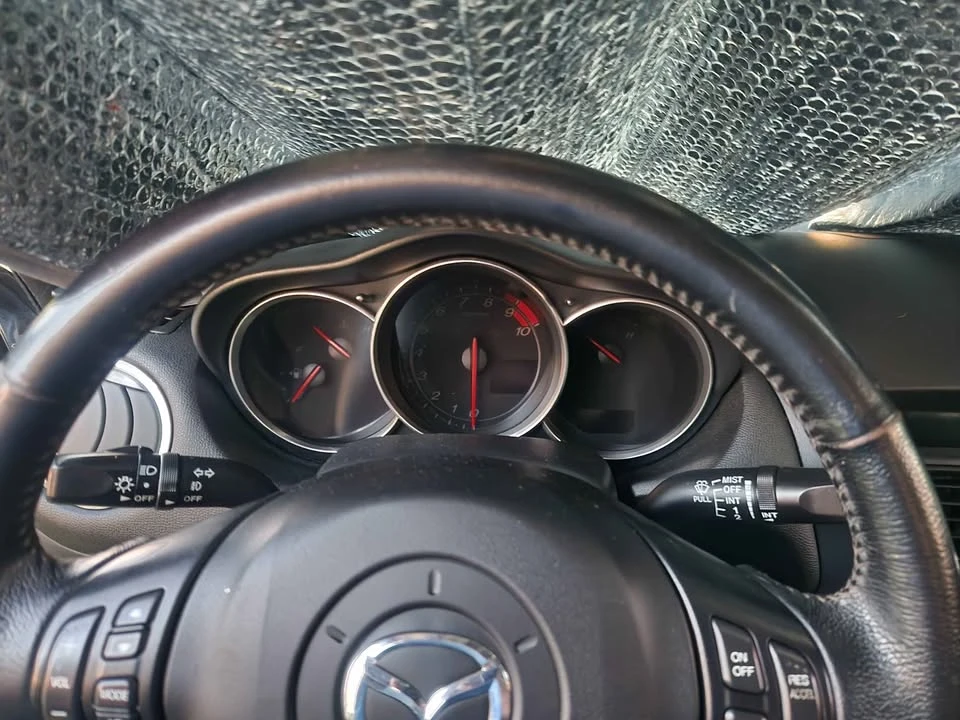 2004 Mazda RX-8 1st Gen - Image 7 of 8