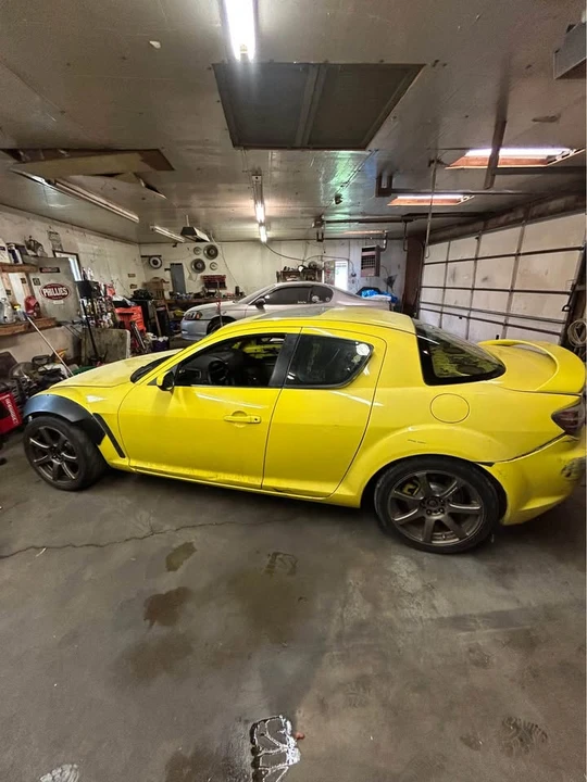 2004 Mazda RX-8 1st Gen - Image 4 of 11