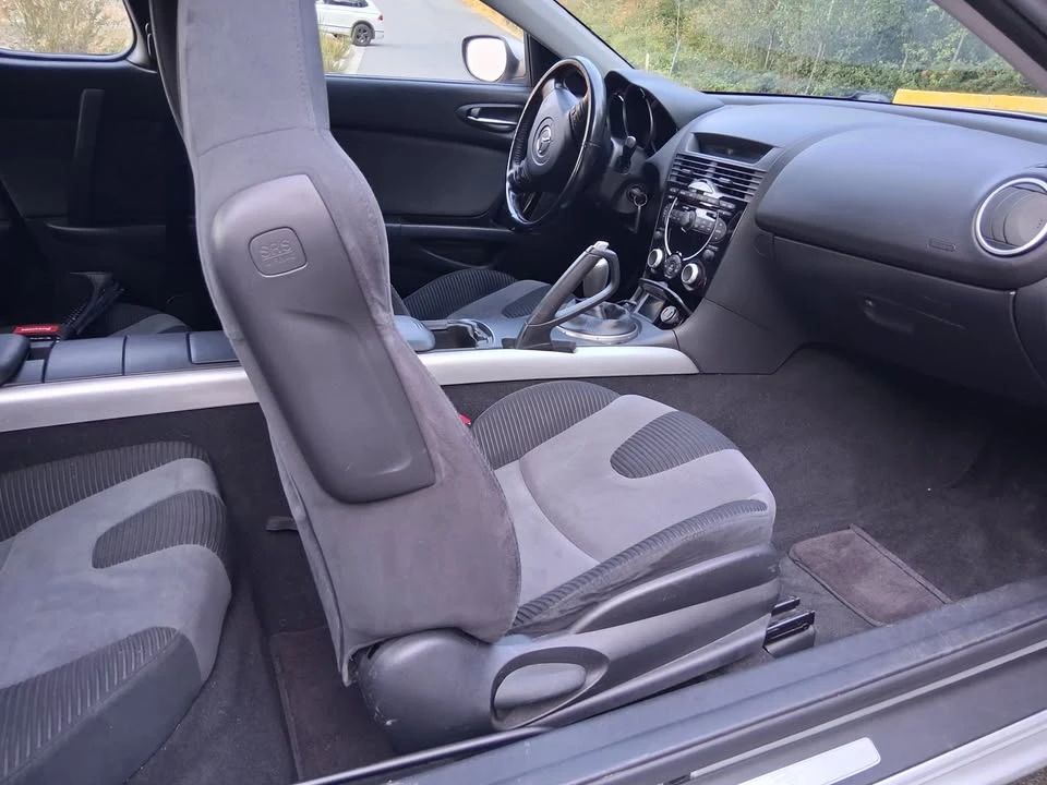 2004 Mazda RX-8 1st Gen - Image 9 of 14