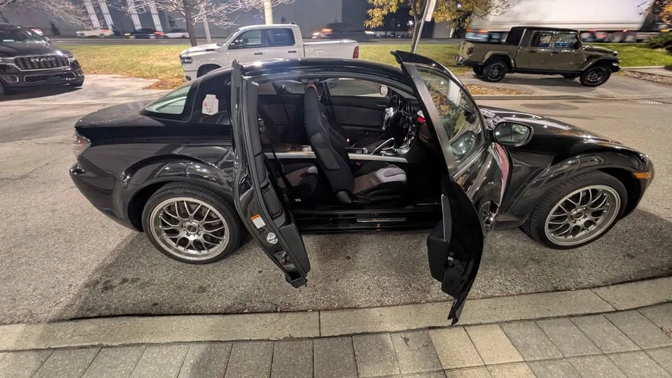 2004 Mazda RX-8 1st Gen - Image 4 of 11