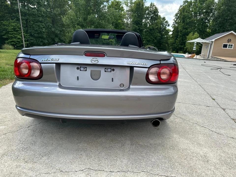 2004 Mazda NB Mazdaspeed MX-5 Miata - Image 17 of 31