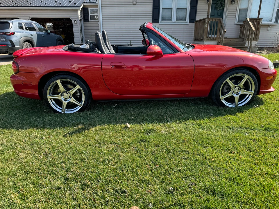 2004 Mazda NB Mazdaspeed MX-5 Miata - Image 16 of 31