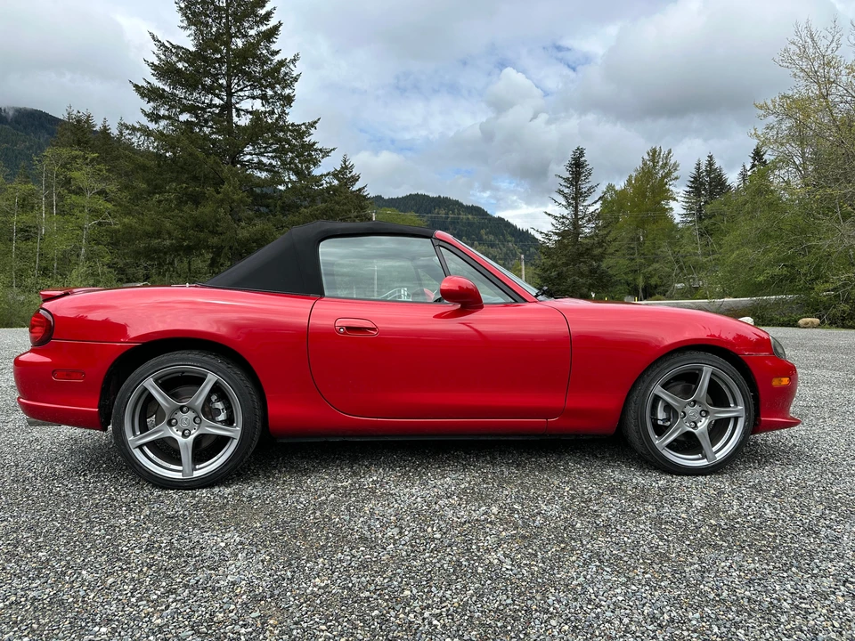 2004 Mazda NB Mazdaspeed MX-5 Miata - Image 14 of 31