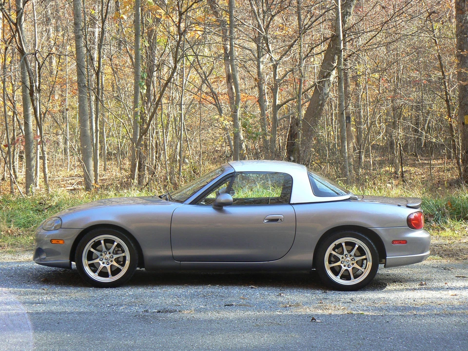 2004 Mazda NB Mazdaspeed MX-5 Miata - Image 10 of 31
