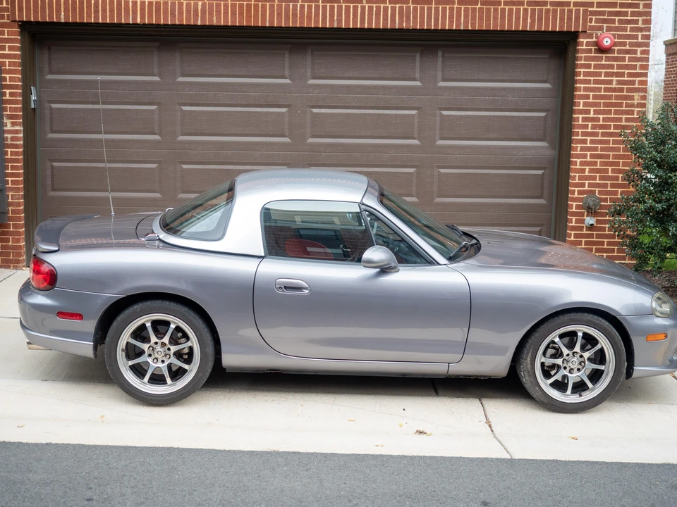 2004 Mazda NB Mazdaspeed MX-5 Miata - Image 2 of 31
