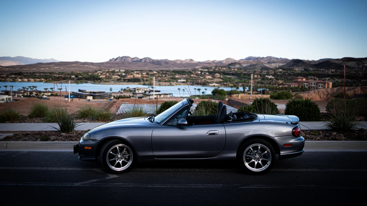 2004 Mazda NB Mazdaspeed MX-5 Miata - Image 17 of 31
