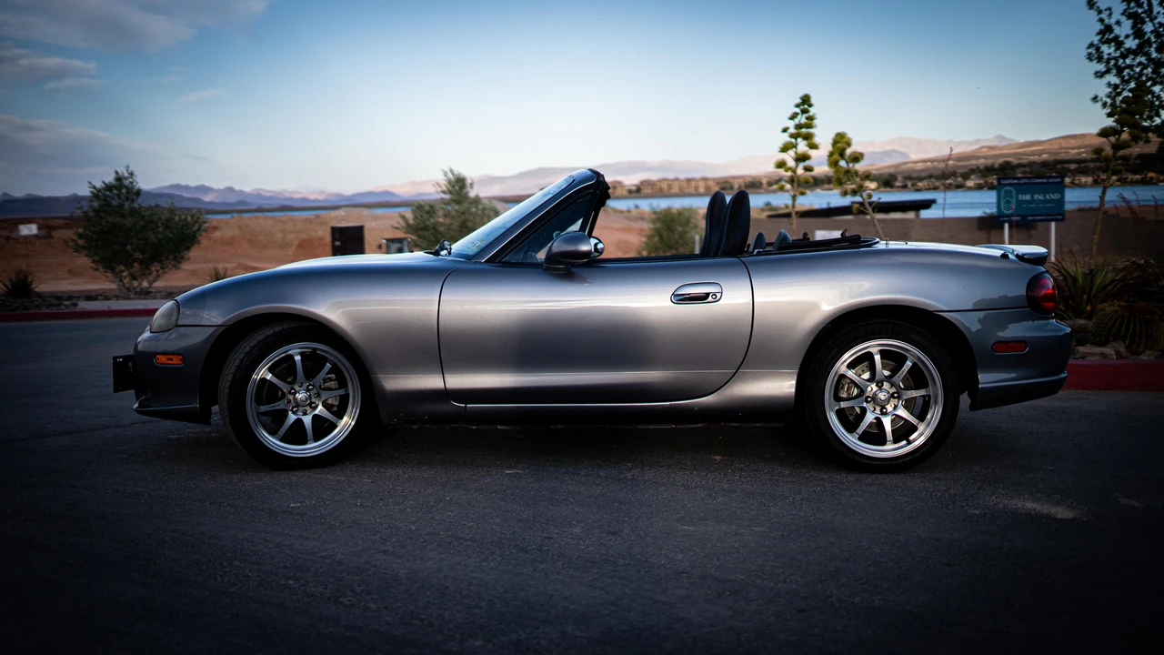 2004 Mazda NB Mazdaspeed MX-5 Miata - Image 15 of 31