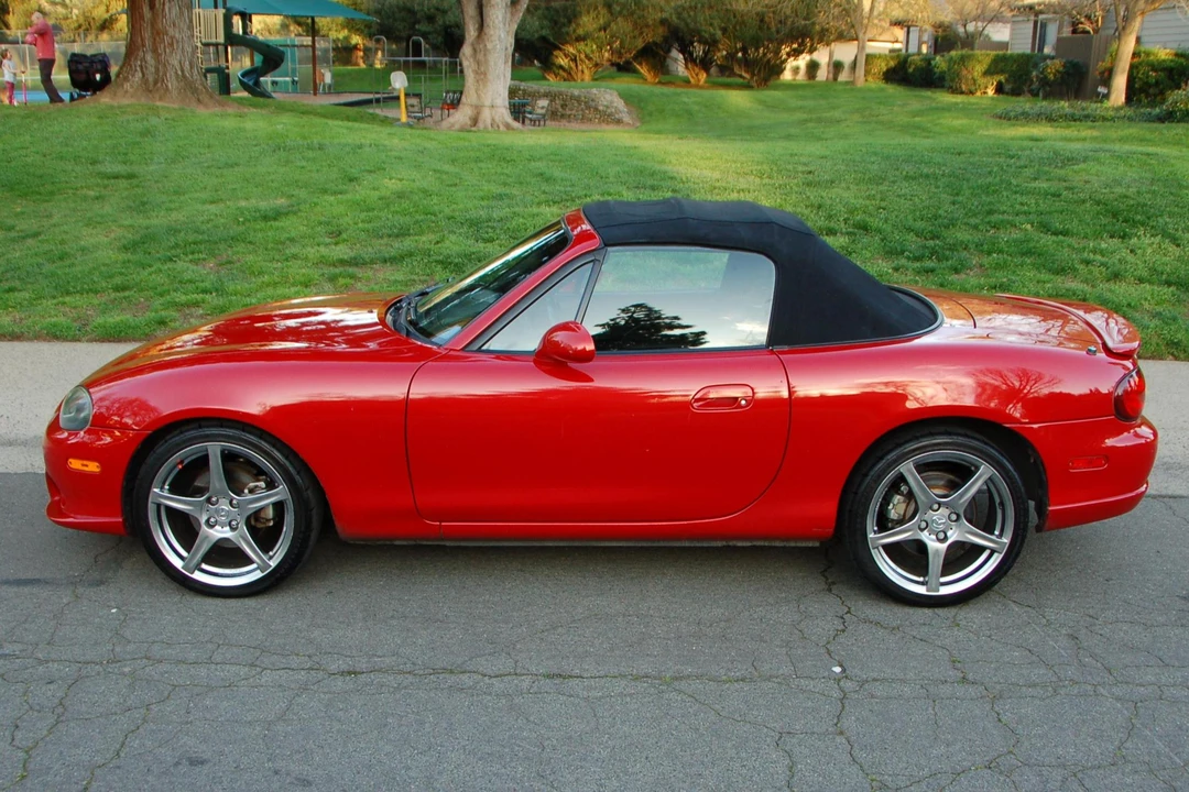 2004 Mazda NB Mazdaspeed MX-5 Miata - Image 3 of 5